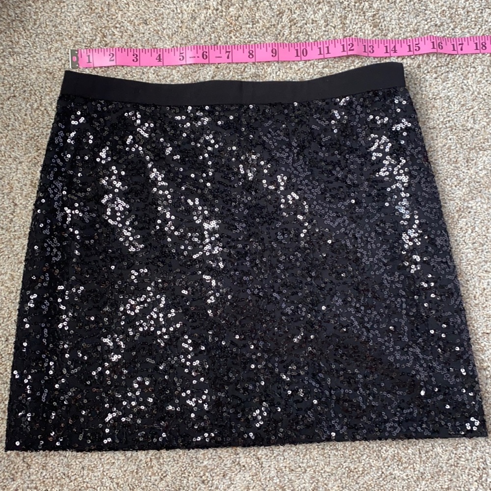 EUC J.Crew women’s black sequin size 2 lined skirt